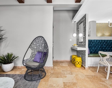 311 Luna St - Photo Thumbnail 3