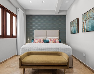 311 Luna St - Photo Thumbnail 16