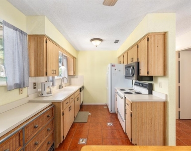 8669 Sw 108 Lane - Photo Thumbnail 6