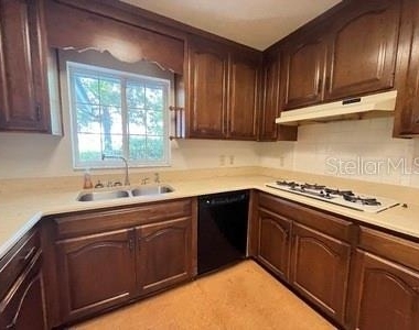 7103 Nw 21st Street - Photo Thumbnail 8