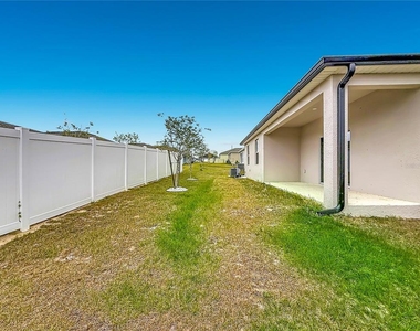 418 Quayside Avenue - Photo Thumbnail 35