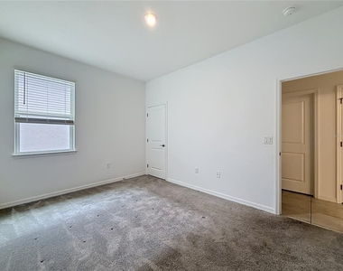 418 Quayside Avenue - Photo Thumbnail 26