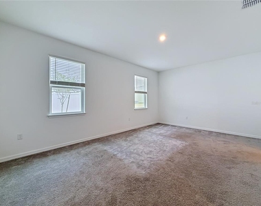 418 Quayside Avenue - Photo Thumbnail 13