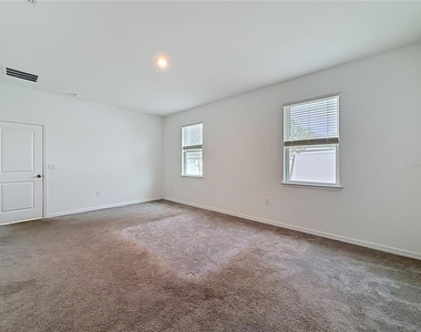 418 Quayside Avenue - Photo Thumbnail 12