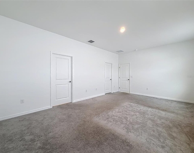 418 Quayside Avenue - Photo Thumbnail 11