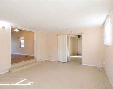 1704 Edmundshire Road - Photo Thumbnail 9