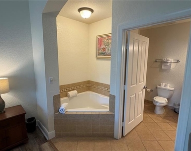 7506 Seven Eagles Way - Photo Thumbnail 8