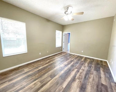 12751 Woodbury Oaks Drive - Photo Thumbnail 9