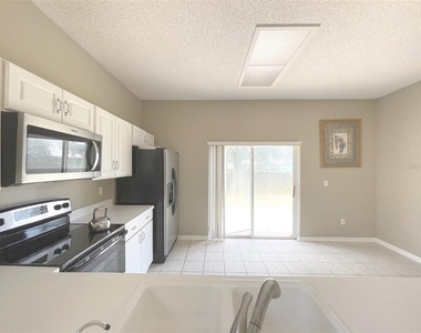 12751 Woodbury Oaks Drive - Photo Thumbnail 4