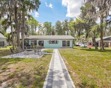 9118 Edgewater Drive - Photo Thumbnail 28