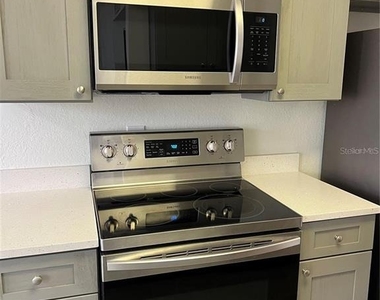 11568 Westwood Boulevard - Photo Thumbnail 11