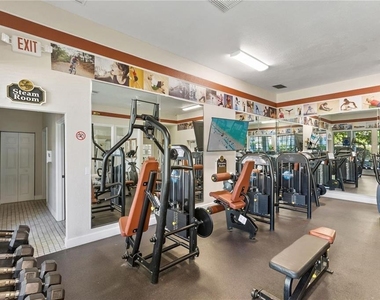 11568 Westwood Boulevard - Photo Thumbnail 29