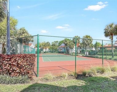 11568 Westwood Boulevard - Photo Thumbnail 30