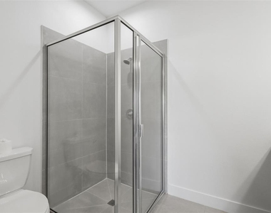 3227 Halsey Avenue Se - Photo Thumbnail 43