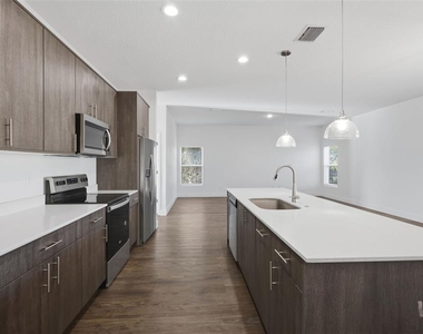 3227 Halsey Avenue Se - Photo Thumbnail 24