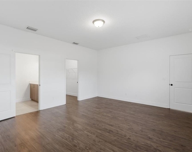 3227 Halsey Avenue Se - Photo Thumbnail 32