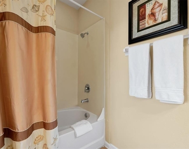 4800 Tidecrest Avenue - Photo Thumbnail 19