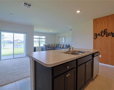 2641 Neverland Drive - Photo Thumbnail 12
