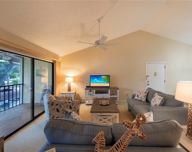646 Bird Bay Drive E - Photo Thumbnail 8