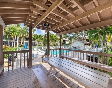 646 Bird Bay Drive E - Photo Thumbnail 25