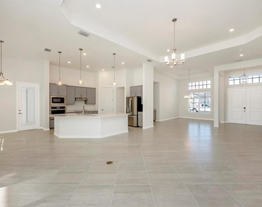 12655 Wellen Golf Street - Photo Thumbnail 14