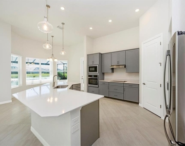 12655 Wellen Golf Street - Photo Thumbnail 16