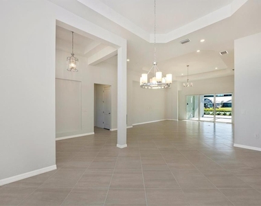 12655 Wellen Golf Street - Photo Thumbnail 9