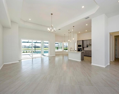 12655 Wellen Golf Street - Photo Thumbnail 11