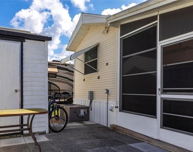 1604 N Manatee Loop - Photo Thumbnail 15
