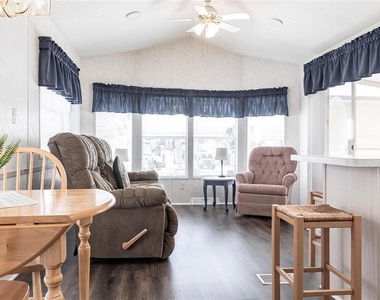 1604 N Manatee Loop - Photo Thumbnail 5