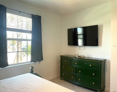 11308 Pinot Drive - Photo Thumbnail 24