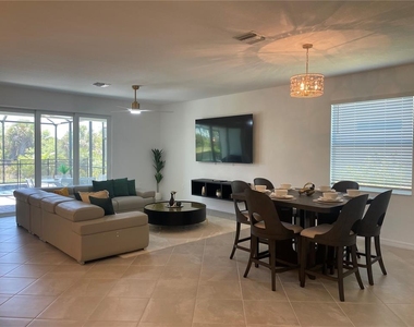 11308 Pinot Drive - Photo Thumbnail 4