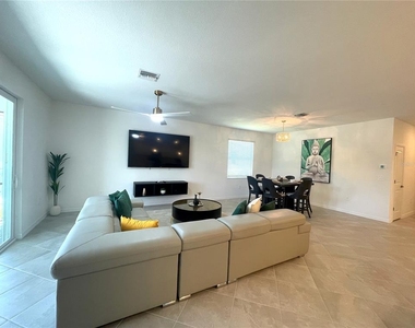 11308 Pinot Drive - Photo Thumbnail 11