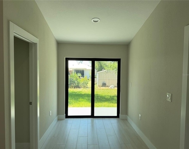 23367 Mayville Avenue - Photo Thumbnail 9