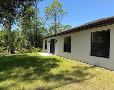 23367 Mayville Avenue - Photo Thumbnail 35