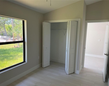 23367 Mayville Avenue - Photo Thumbnail 22