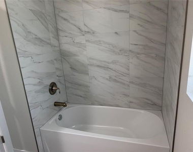 23367 Mayville Avenue - Photo Thumbnail 29