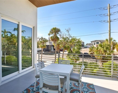 3939 Higel Avenue - Photo Thumbnail 23