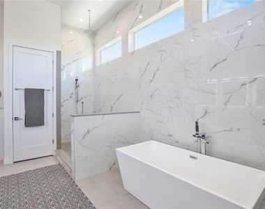 3939 Higel Avenue - Photo Thumbnail 28