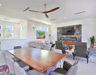 3939 Higel Avenue - Photo Thumbnail 13