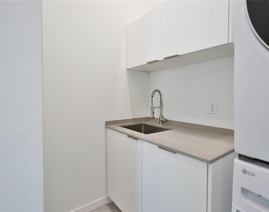 3939 Higel Avenue - Photo Thumbnail 43