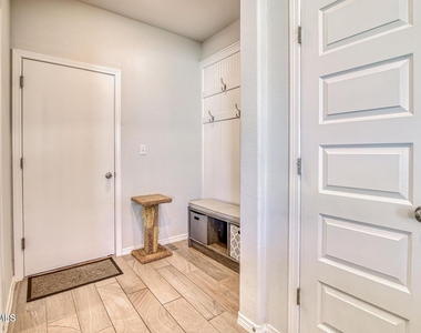 12257 Desert Dove Avenue - Photo Thumbnail 23