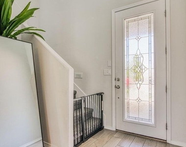 12257 Desert Dove Avenue - Photo Thumbnail 4