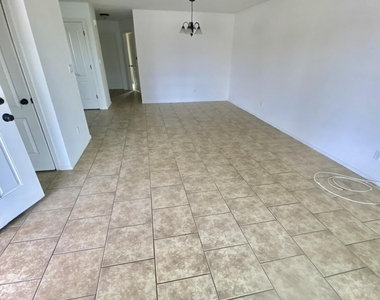 9228 San Lorenzo Avenue - Photo Thumbnail 2