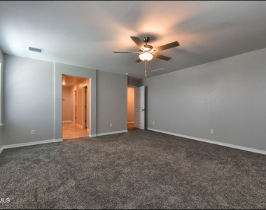 12868 Star Gaze Avenue - Photo Thumbnail 29