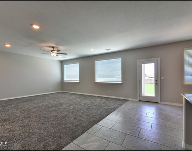 12868 Star Gaze Avenue - Photo Thumbnail 3