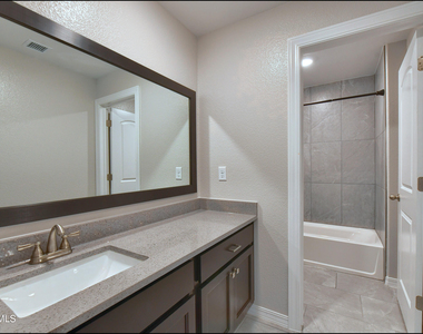 12868 Star Gaze Avenue - Photo Thumbnail 34