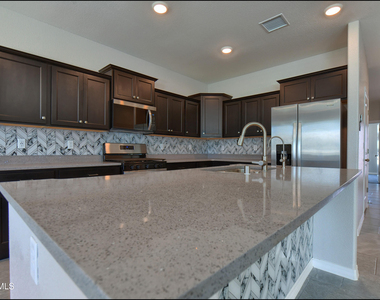 12868 Star Gaze Avenue - Photo Thumbnail 14