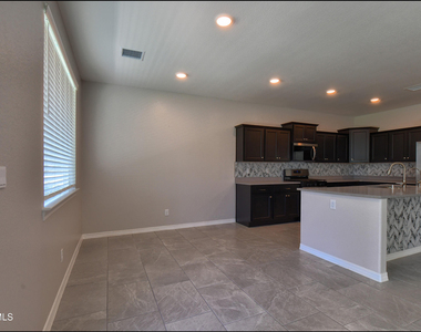 12868 Star Gaze Avenue - Photo Thumbnail 7