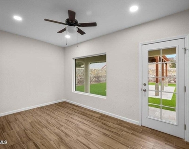 7216 Desert Jewel Drive - Photo Thumbnail 55